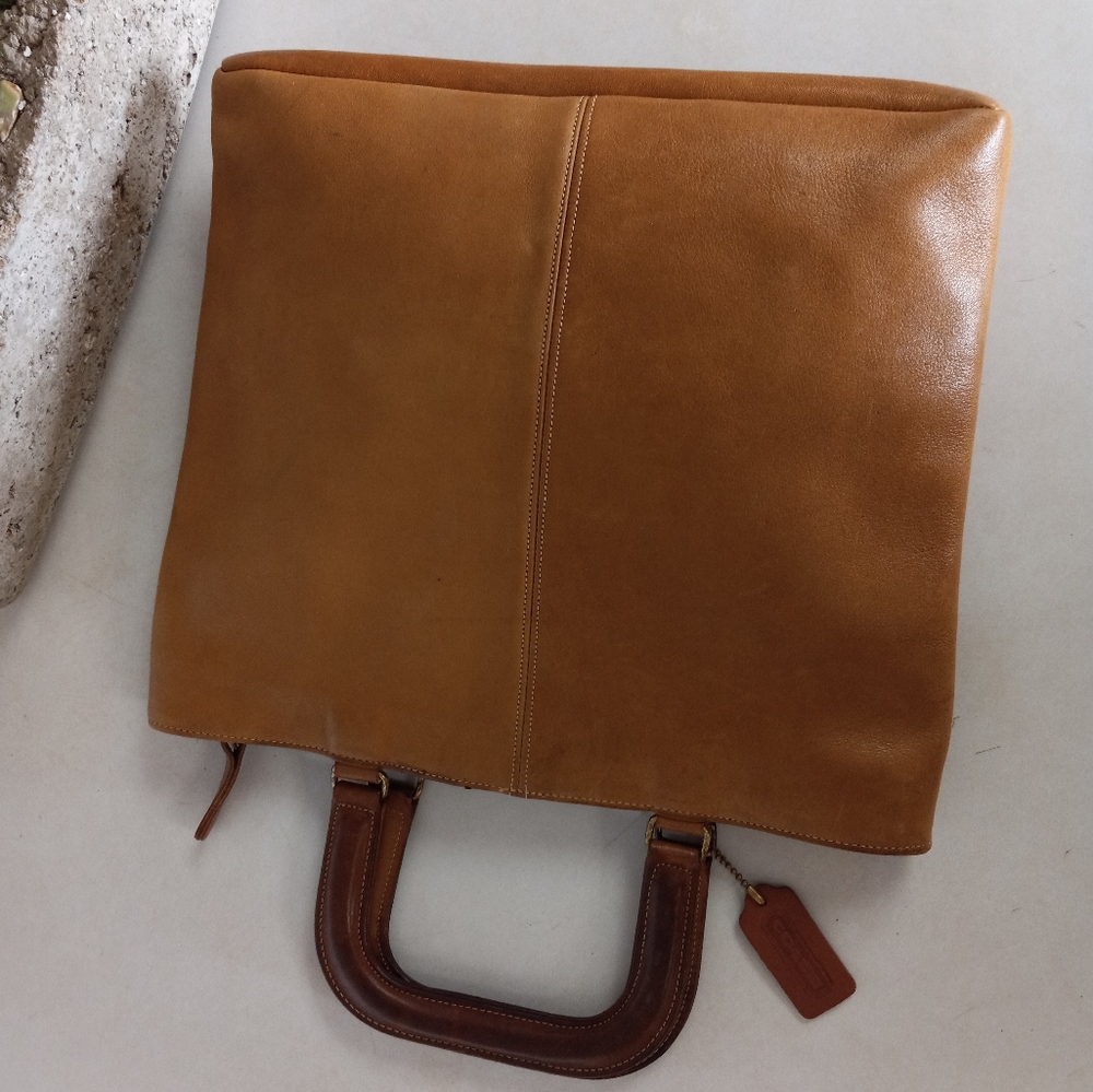 Coach 1973-75 New York, Cashin Carry Slim Tote by Bonnie Cashin - Picture 9 of 16